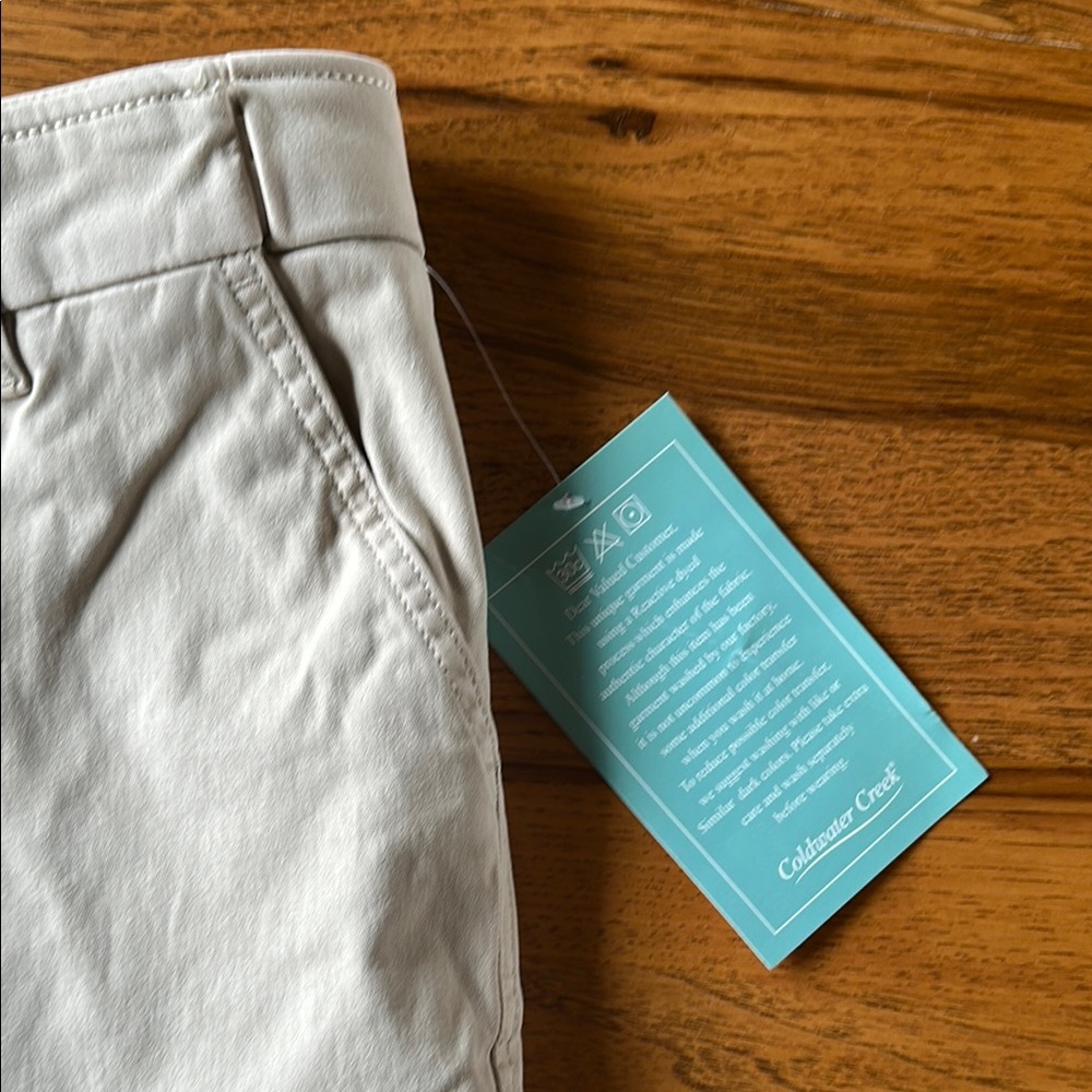 Coldwater Creek Chino Capris Polished Cotton Blend NWT - Picture 3 of 9